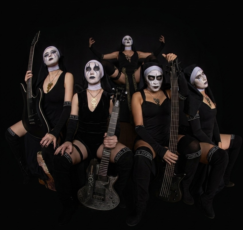 Banda Dogma faz show em Curitiba durante a turnê latino-americana “Time to Rise”