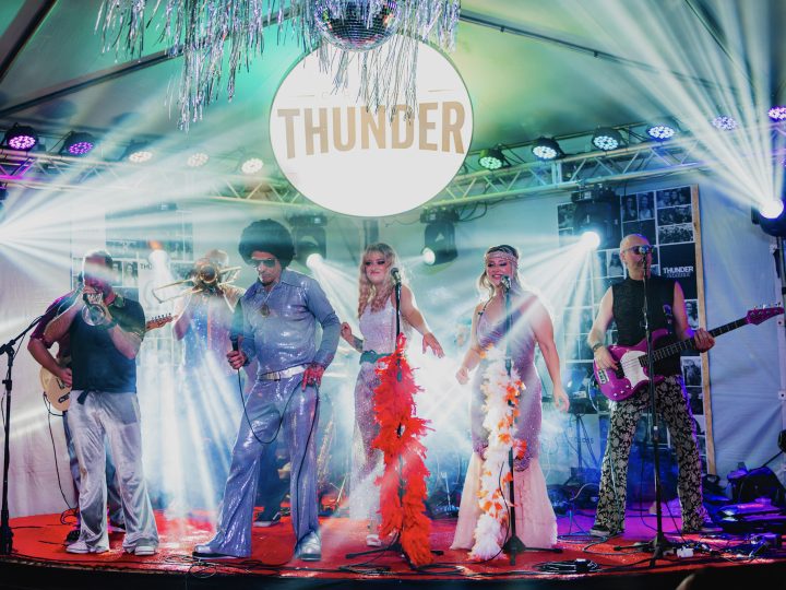 Thunderstruck celebra o Dia Mundial do Rock com entrada gratuita no Crossroads