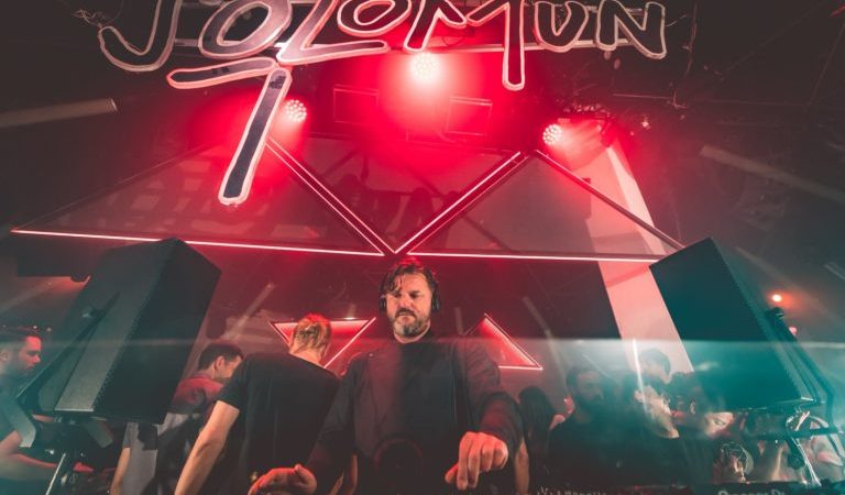 Após dez anos, Solomun se apresenta na Pedreira Paulo Leminski